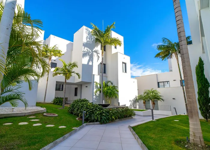 Royal Palm Luxe By Casasol Apartment *